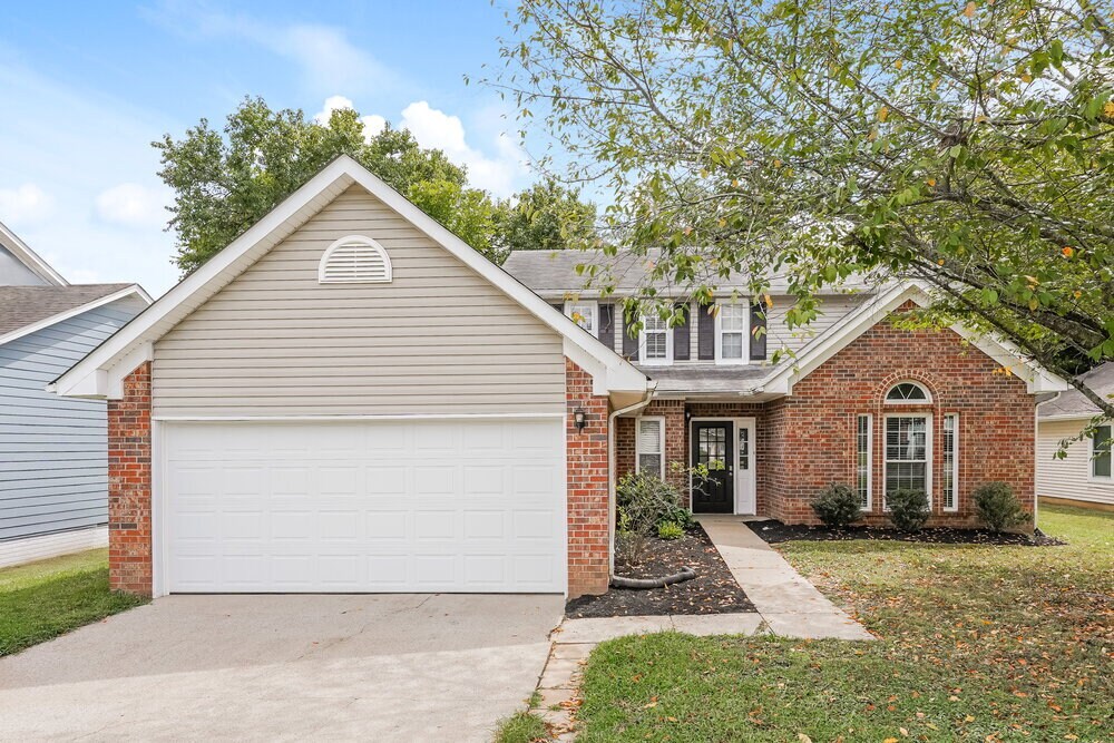 Primary Photo - 104 Northlake Dr