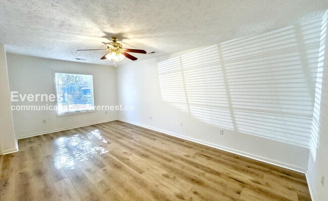 Foto del edificio - 720 William Howard Pl