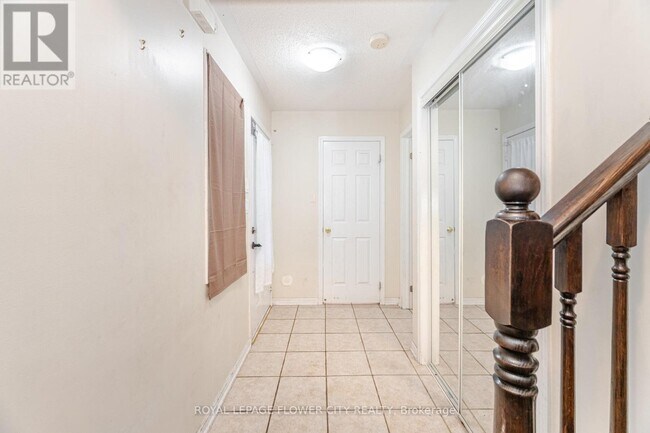 Photo du bâtiment - 50 Hillcrest Ave