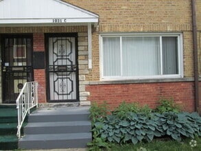 Building Photo - 1031 Bellwood Ave