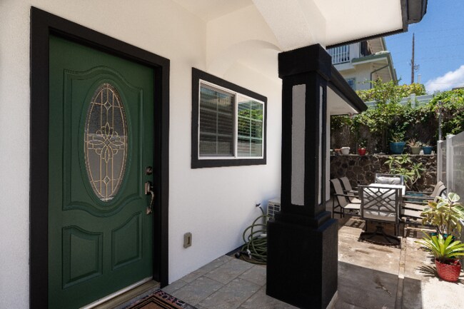 Foto del edificio - 2240A Metcalf St