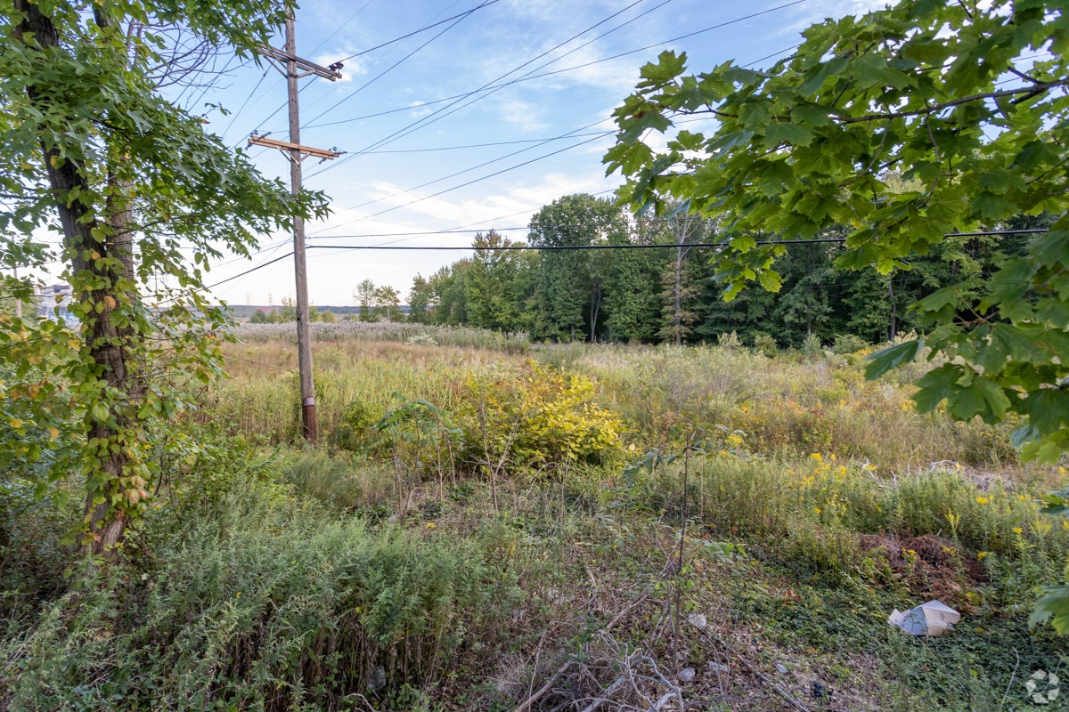 The Place at Sayreville 100 Blaszka Ter Sayreville, NJ Apartments