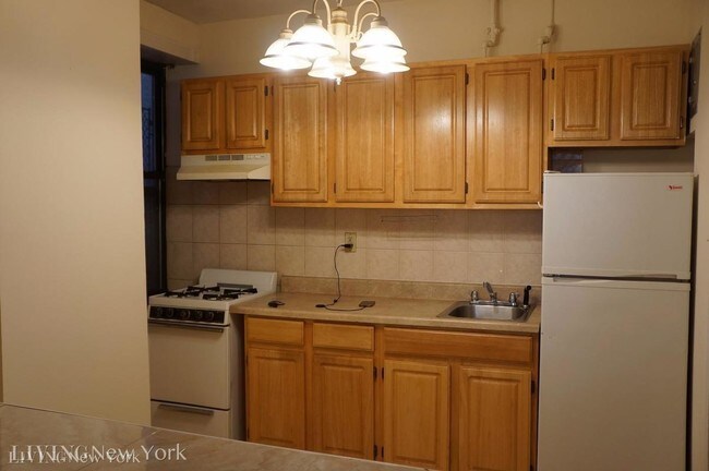 Foto del edificio - 556 W 141st St
