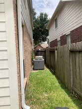 Building Photo - 8522 Chickamauga Ln