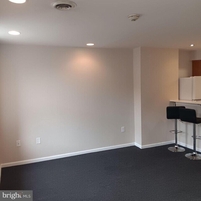 Foto del edificio - 1732 W Diamond St