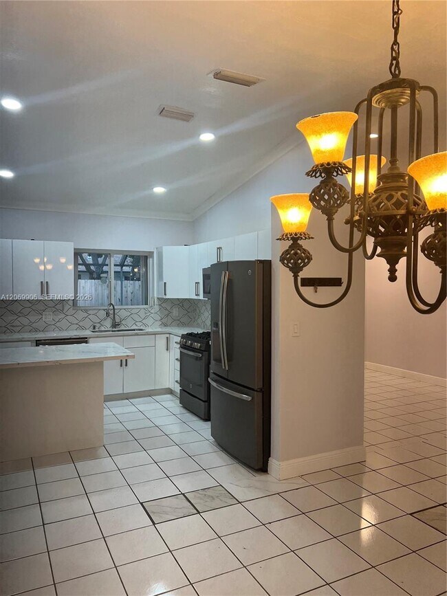 Building Photo - 9940 SW 155th St