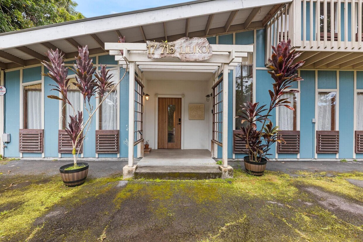 Foto principal - 3 Bedroom / 2.5 Bath Home with 20 Acres of...