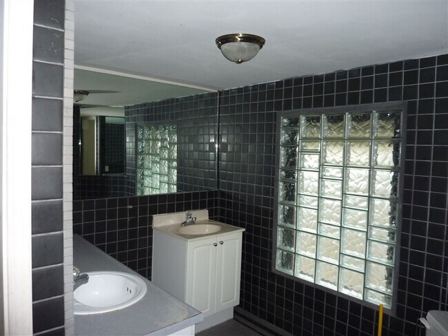 Foto del edificio - 209 Old Orchard Pl