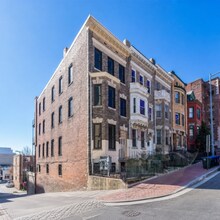 Building Photo - 1416 Belmont St NW