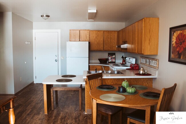 Foto del edificio - 1500 E 12th St