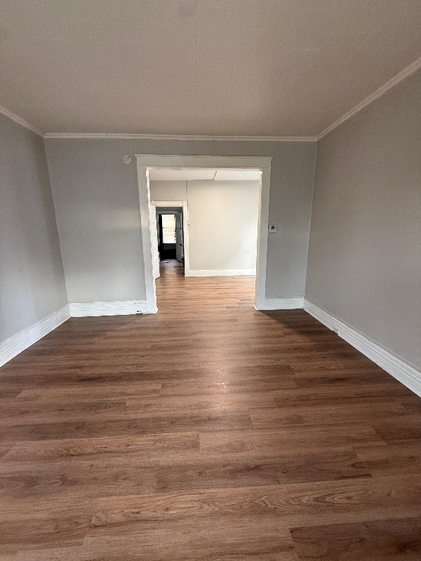 Foto del edificio - 269 W Main St