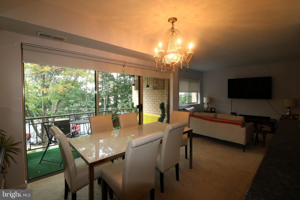 12207 Academy Way Unit 14, North Bethesda, MD 20852 Apartment for