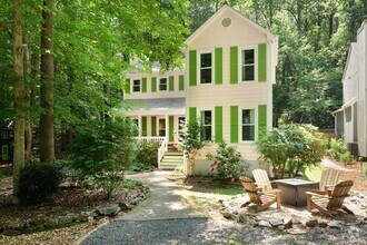 Building Photo - 3212 Stanford Dr