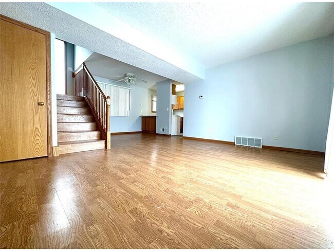 Foto del edificio - 3288 Dodd Ln