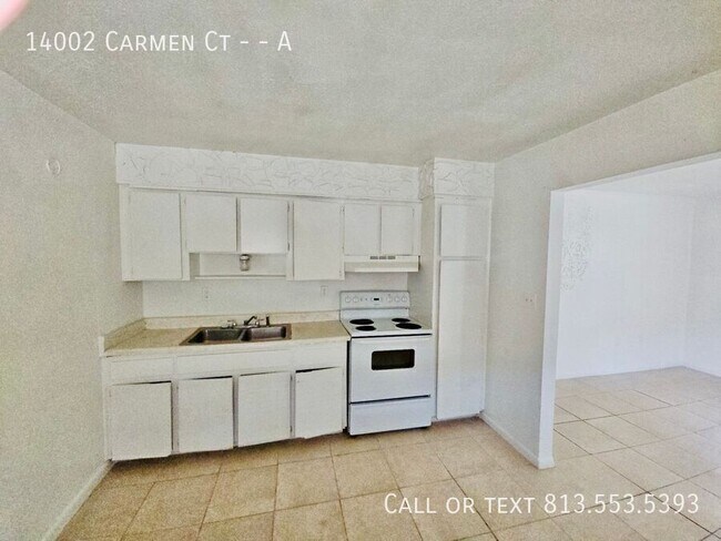 Foto del edificio - 14002 Carmen Ct