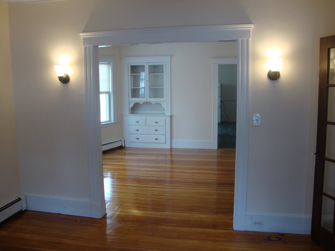 Primary Photo - 50 Thorndike St