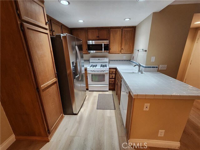 Foto del edificio - 5833 Portsmouth Rd