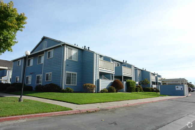 Mariner Village Apartments - Apartments in Salinas, CA | Apartments.com