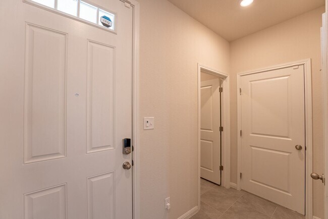Building Photo - Beautiful 3 bedroom Home in Pflugerville!