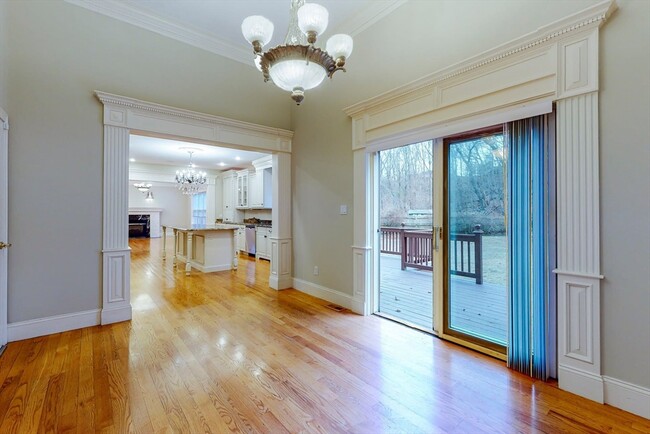 Building Photo - 455 Waban Ave