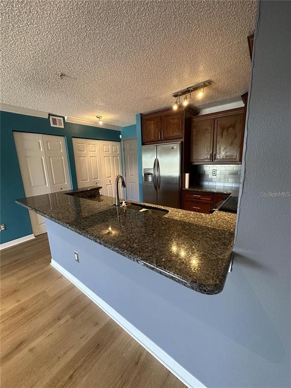 Foto del edificio - 2400 Feather Sound Dr