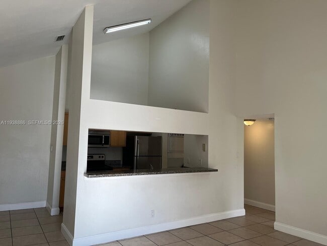 Building Photo - 10451 SW 157th Pl