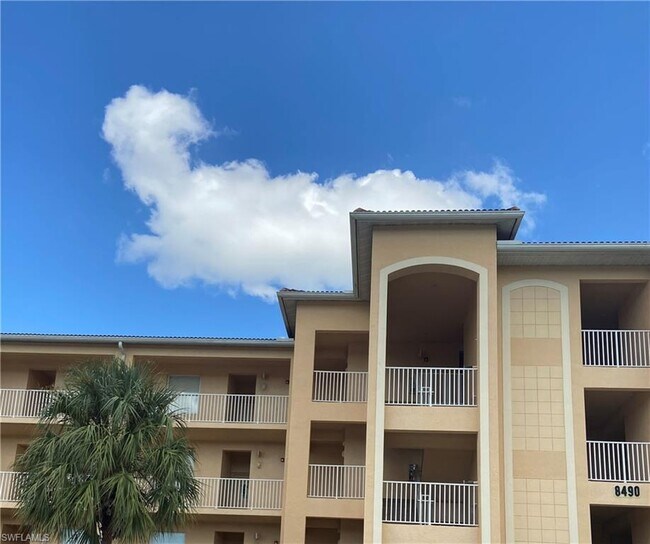 Building Photo - 8490 Kingbird Loop