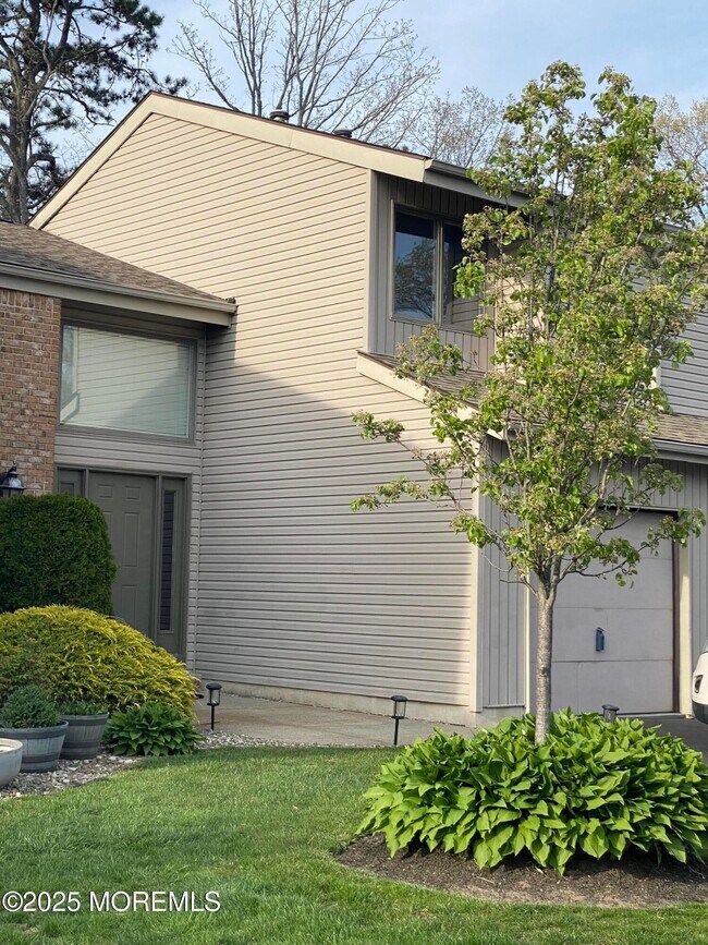 Foto del edificio - 49 White Swan Way