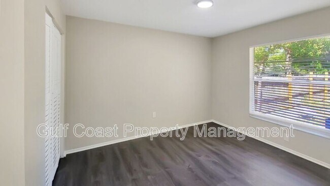 Foto del edificio - 523 23rd Ave E