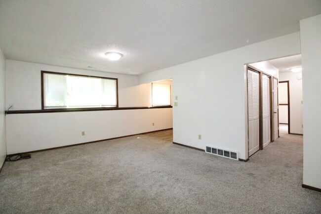 Foto del edificio - 484 S 19th St