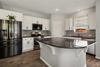 Building Photo - 3021 Wedgewood Bay Ct