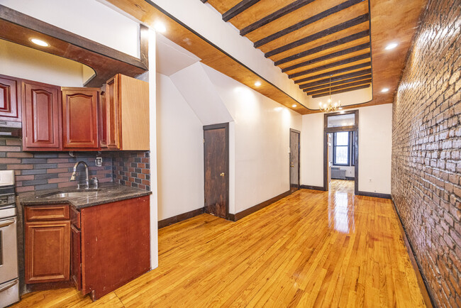 Foto del edificio - 399 Linden St