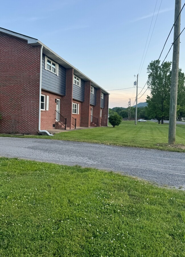 View Point Realty - View Point Realty Townhome