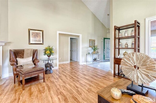 Building Photo - 2035 Long Cove Cir