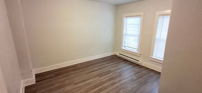 Foto del edificio - 2 Bedroom 1 Bathroom in Lancaster City!