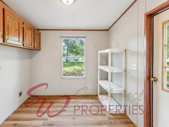 Building Photo - Beautiful Country Rental on Approximately 8 Acres Near Three Way
