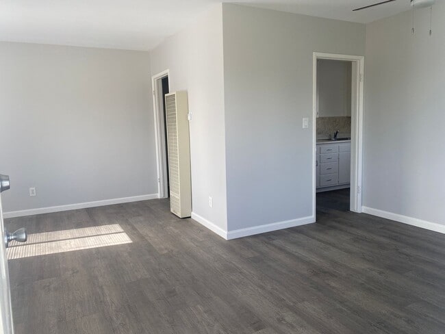 Building Photo - 2245 Granada Ave