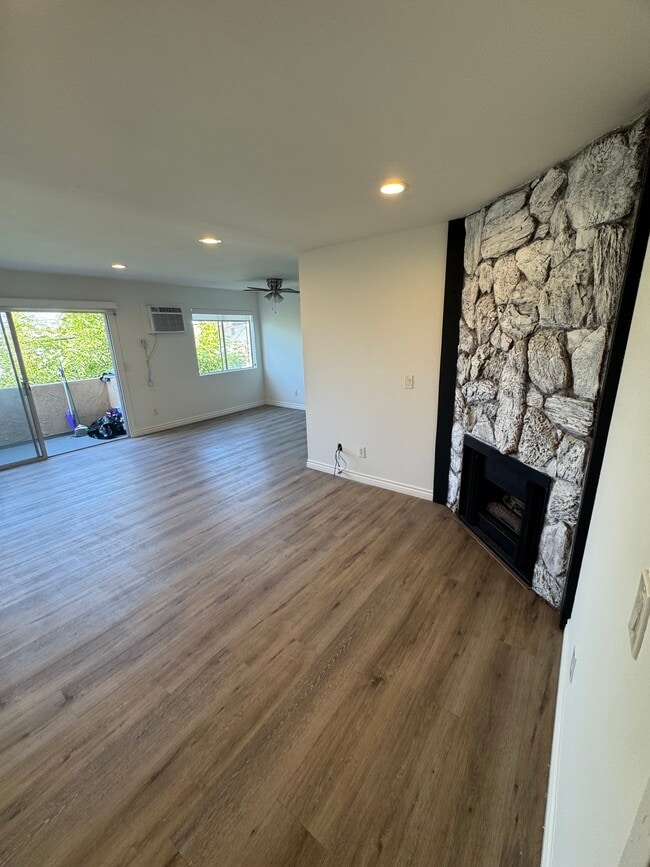 Building Photo - 3725 Glendon Ave