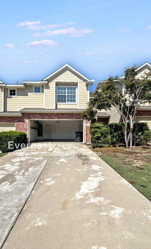 Foto principal - 8521 Brunswick Dr