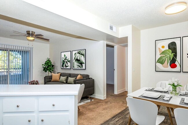 Interior Photo - Vantage Point