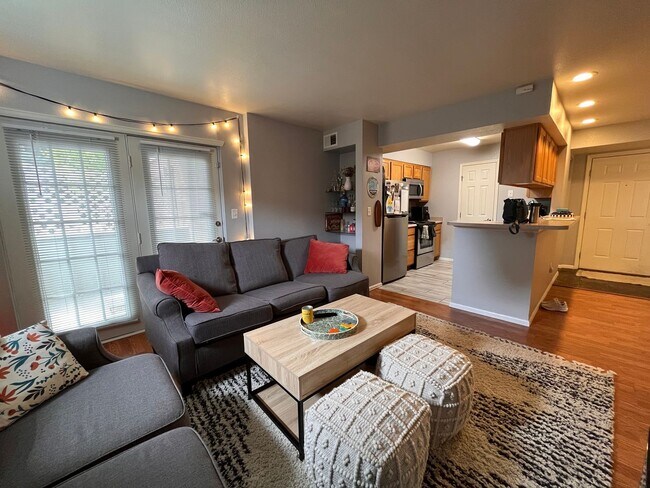 Foto del edificio - Beautiful Condo in Greeley