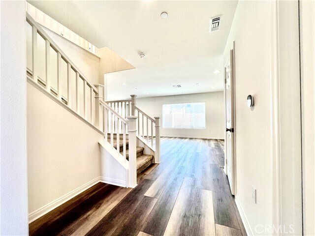 Foto del edificio - 2429 Ellendale Dr