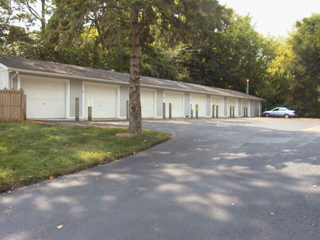 Foto del edificio - 4th Street Apartments