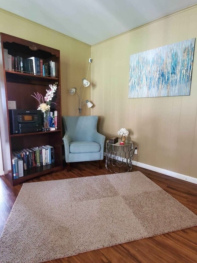 Photo - 1000 Waverly Ave House