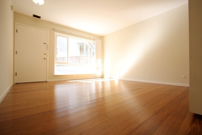 Foto del edificio - 480 Crescent St