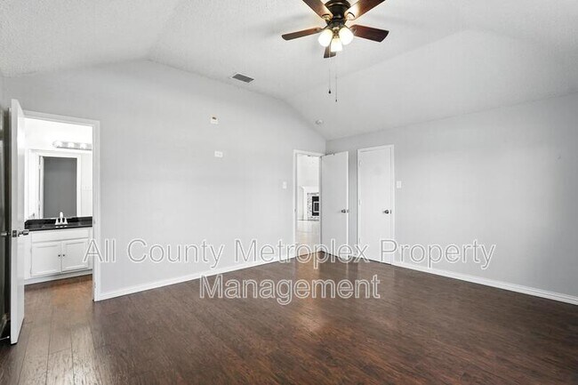 Foto del edificio - 4534 Beaus Way