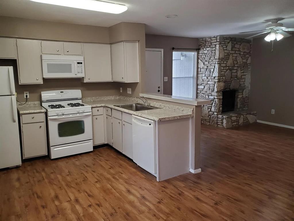 Foto principal - 801 Bracewood Cir