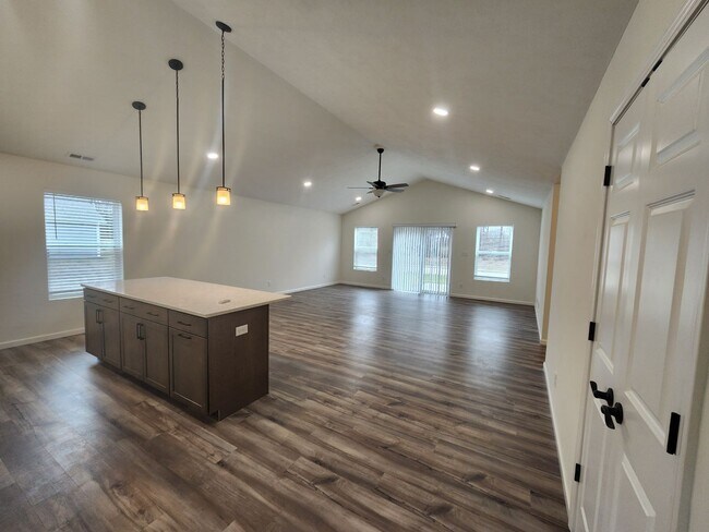 Building Photo - Welcome Home: Celebrate with a $500 Gift C...