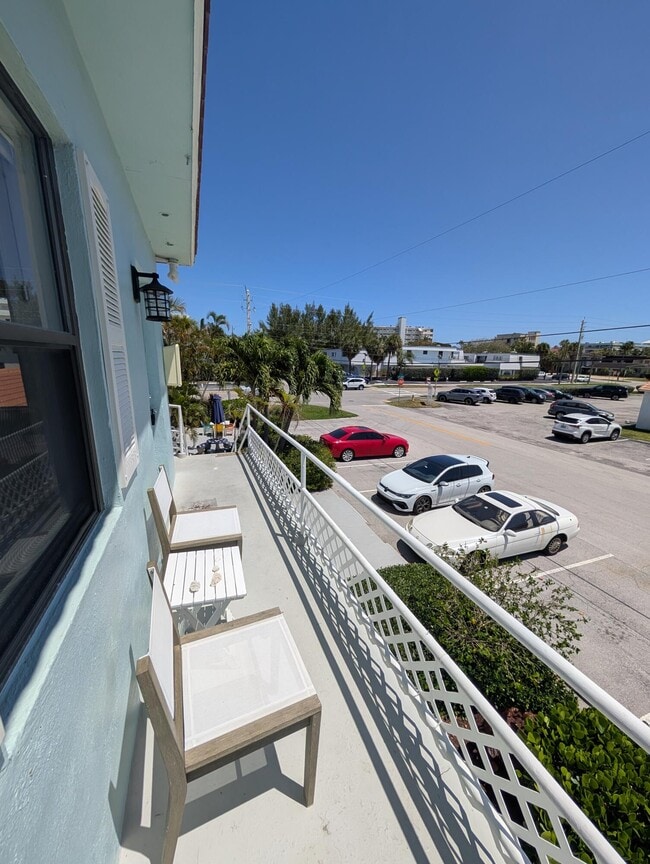 Foto del edificio - 381 SE 20th Ave