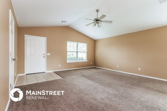 Foto del edificio - 2708 Edgemere Dr